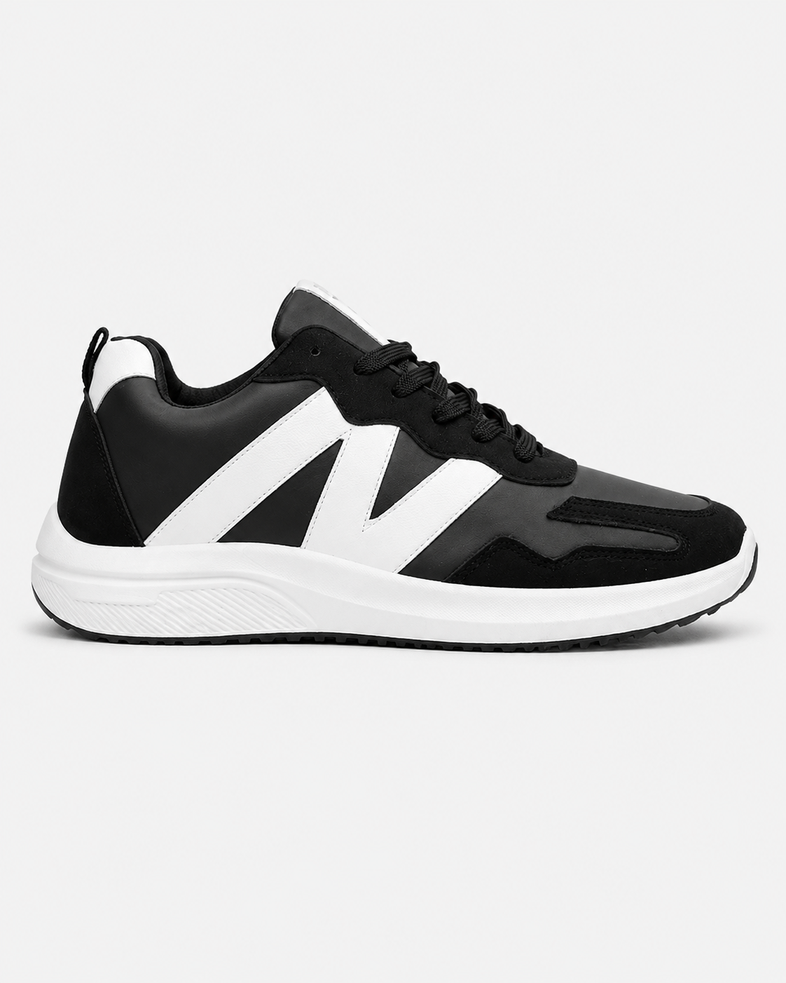 NavyTrack Sneaker | D24